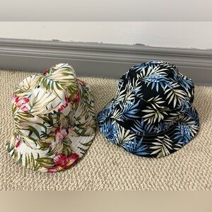 2/$30⚡️- HAT | Set of 2 bucket hats O/S